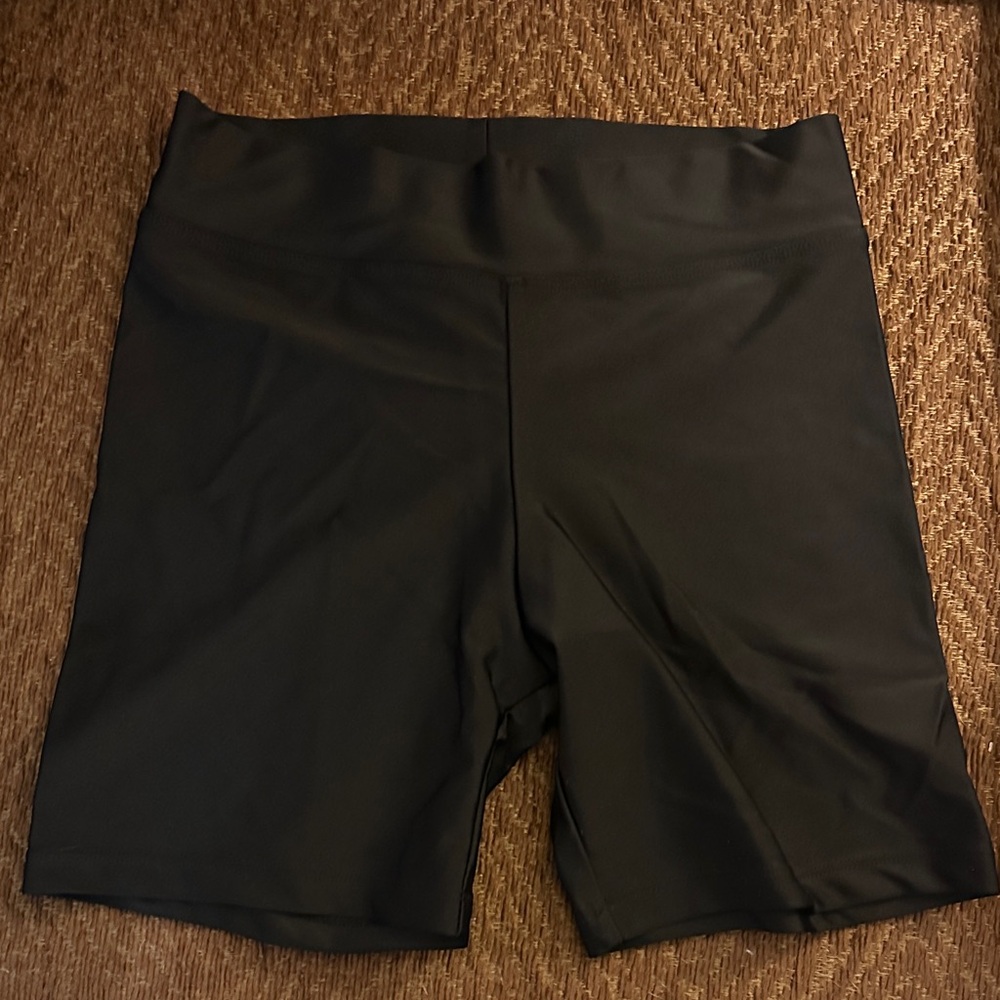 Women's Black Shorts for every stage, workout and dance floor ! Size : small